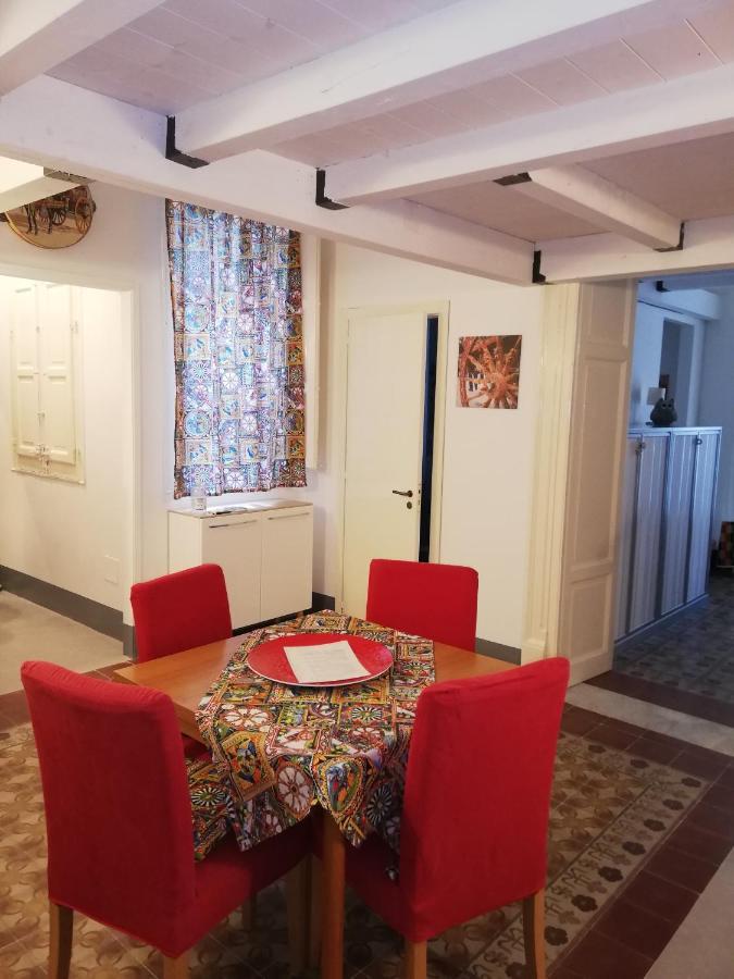 Il Posto Giusto Station Rooms ปาแลร์โม ภายนอก รูปภาพ