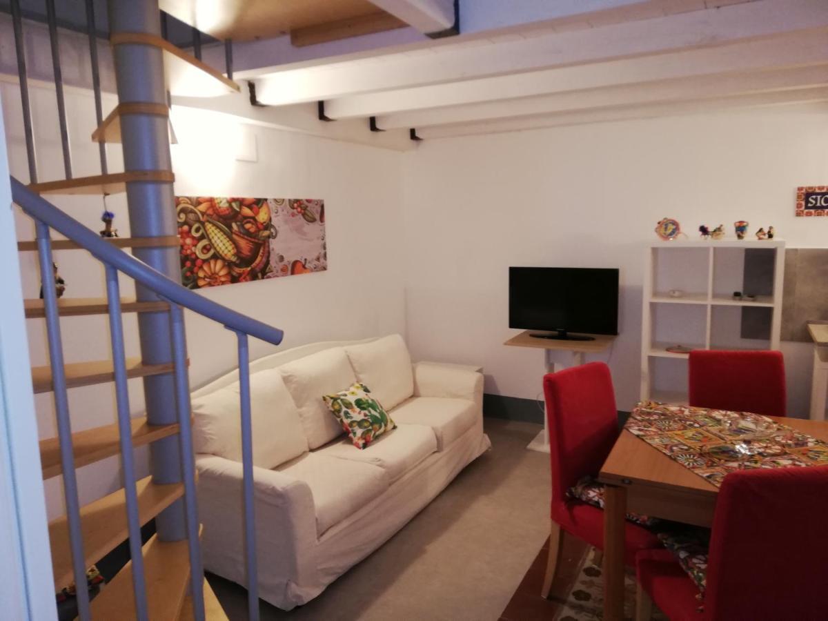 Il Posto Giusto Station Rooms ปาแลร์โม ภายนอก รูปภาพ